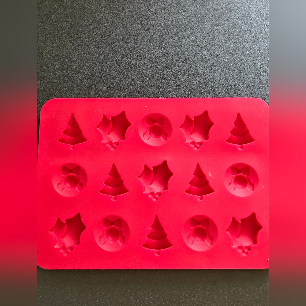 Holiday Silicone Bakeware Set With Racks - Picture 13 of 16